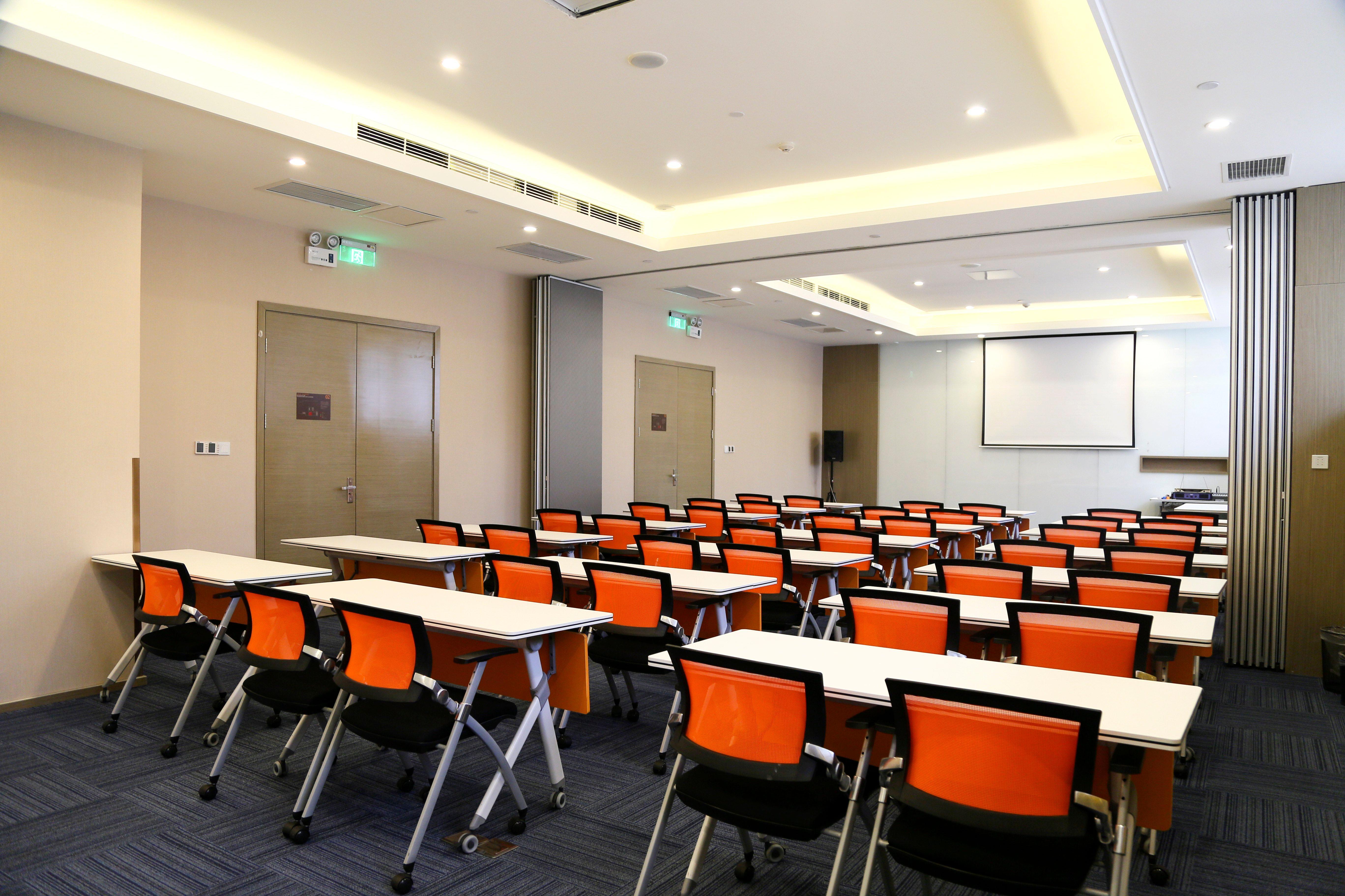 Holiday Inn Express Chengdu Jinniu By Ihg Экстерьер фото